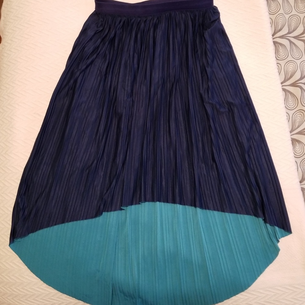 Reversible high-low skirt!